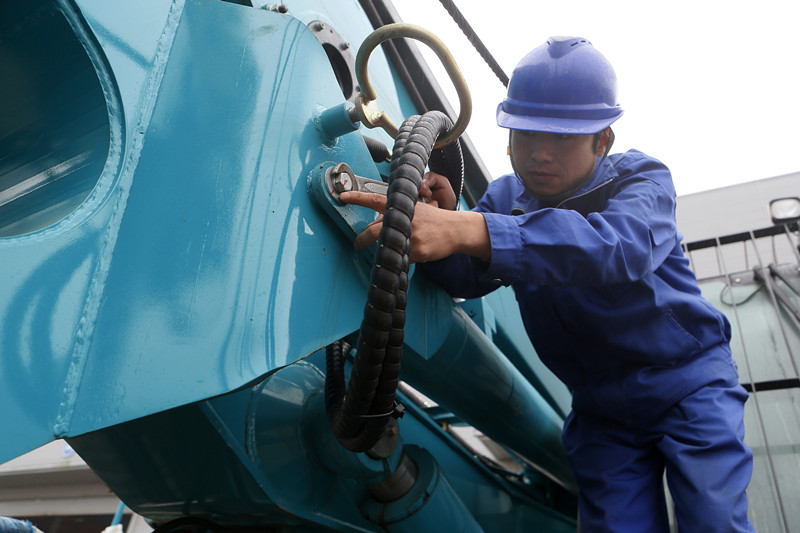 “有问题，，，，，，找售后” 他用周密效劳征服