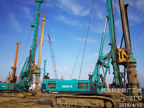 9001cc金沙以诚为本智能携全球领先凿岩装备，，，，，，，，引爆越南矿业展