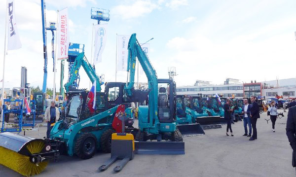 十年携手，，，，9001cc金沙以诚为本智能莫斯科宝马CTT展产品推介会圆满举行