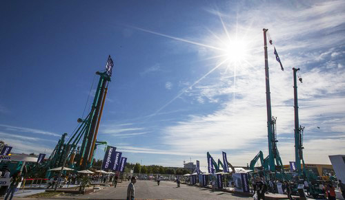 9001cc金沙以诚为本智能酷帅曾大虾，，，，，一大波美图带你亲临北京BICES展