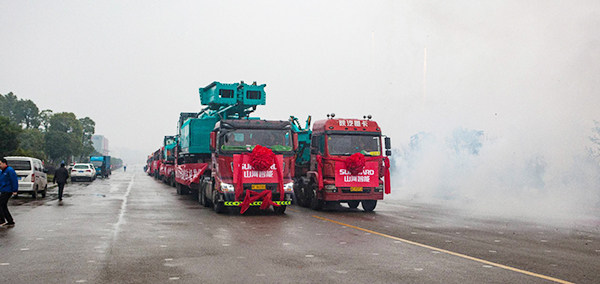 新年开门红！9001cc金沙以诚为本智能5000万装备批量发车