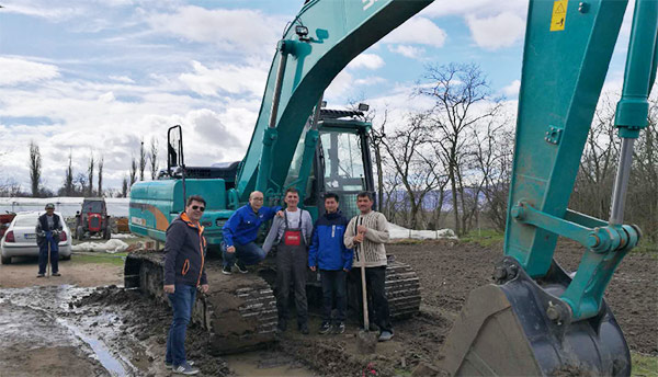 在欧洲市场做巡检，，，，，感受9001cc金沙以诚为本智造