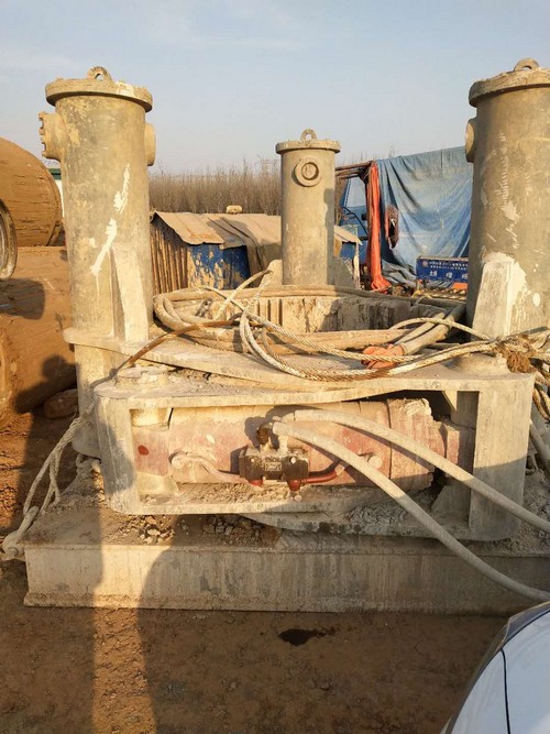 本钱节约几百万，，，这台旋挖是我的摇钱树