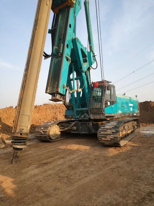 本钱节约几百万，，，这台旋挖是我的摇钱树