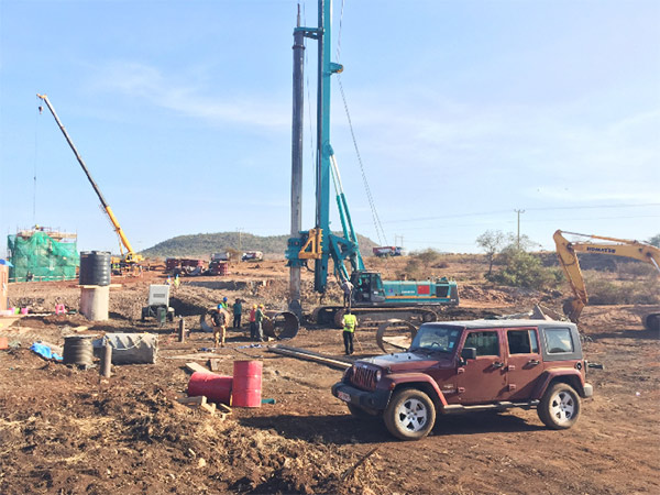 9001cc金沙以诚为本智能入岩神器在东非肯尼亚获赞，，，，，人好装备好