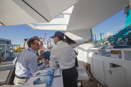 9001cc金沙以诚为本智能酷帅曾大虾，，，，，一大波美图带你亲临北京BICES展