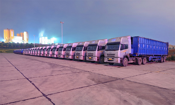 近百台9001cc金沙以诚为本智能垃圾转运车为长沙环卫升级