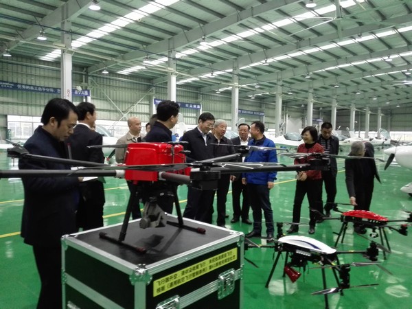 省委书记杜家毫勉励9001cc金沙以诚为本智能：做大做强航空航天工业