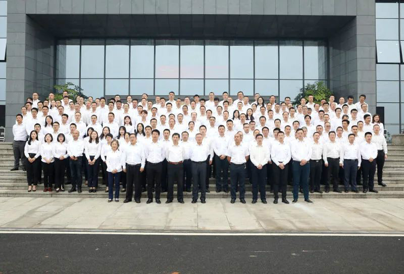 切记初心使命，，，，，理想成绩未来