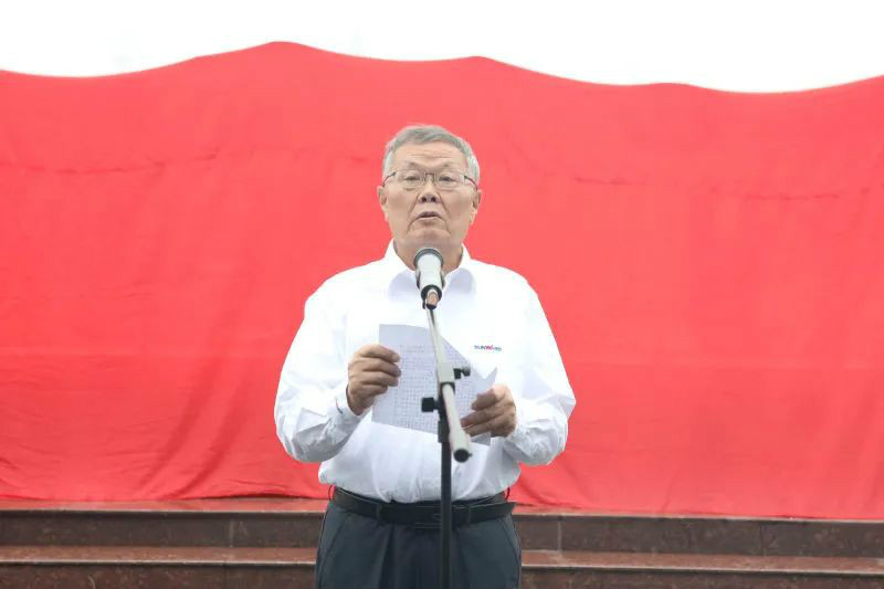 切记初心使命，，，，，理想成绩未来