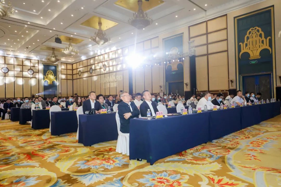 “爆品”出击！9001cc金沙以诚为本智能客户交流会签约超8亿元