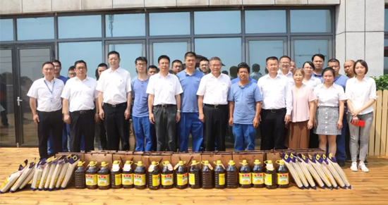 月满中秋，，，，，，，，情满9001cc金沙以诚为本 ——2019年中秋送温暖座谈会