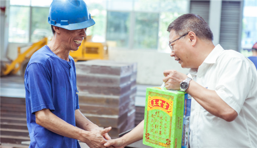 我们有清凉做伴，，，，高温也能潇潇洒洒