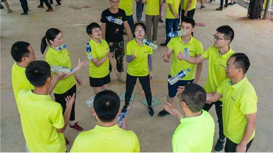 【夯基础 强执行 跨高度】20199001cc金沙以诚为本智能挖掘机营销公司拓展训练营顺遂开展