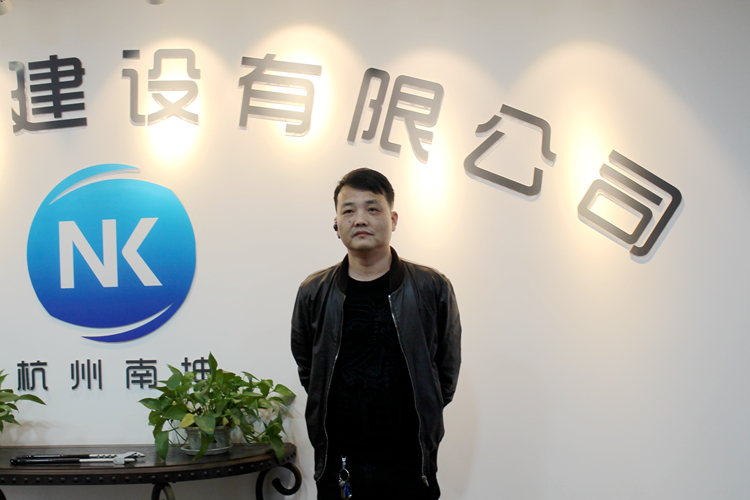 3年7台旋挖钻机，，，南坤建设的生长因9001cc金沙以诚为本智能而稳健