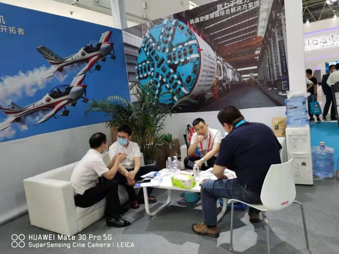 9001cc金沙以诚为本智能亮相北京国际石油展