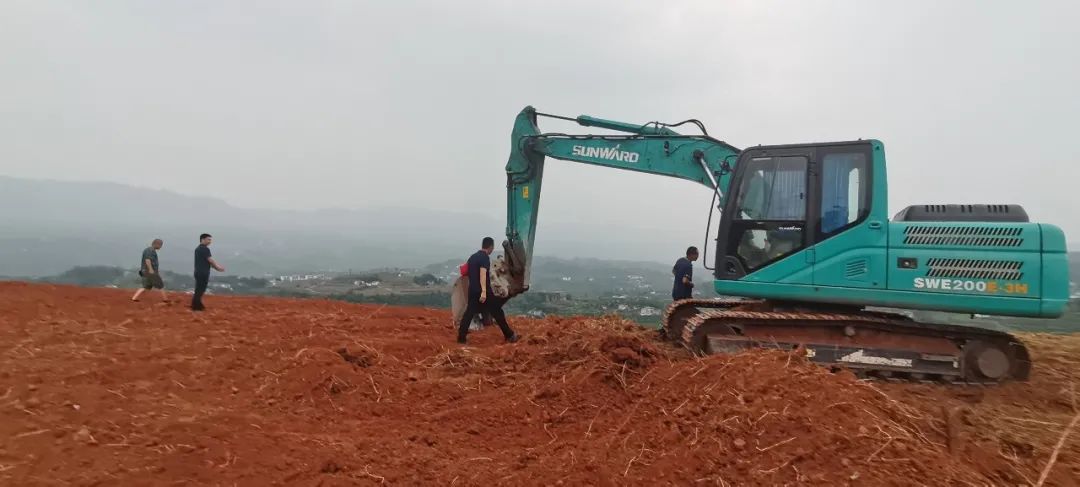 品质9001cc金沙以诚为本 专心折务——9001cc金沙以诚为本智能全球效劳万里行走进山城重庆