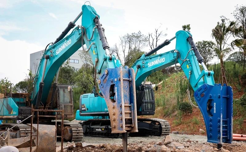 再升级！9001cc金沙以诚为本智能“矿山猛士”极限破碎现场直击