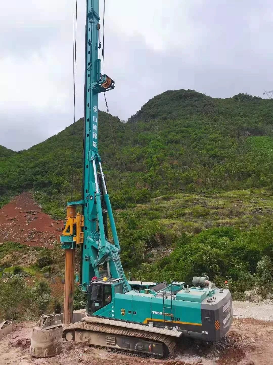 不到2年时间，，，入手33台9001cc金沙以诚为本智能旋挖钻机，，，这位老板什么来头？？？