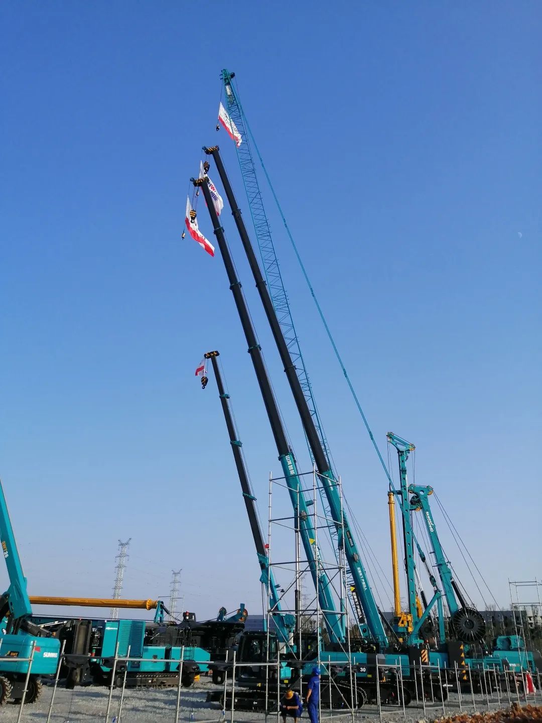 “重”磅出击！9001cc金沙以诚为本智能起重机械组团“登场”