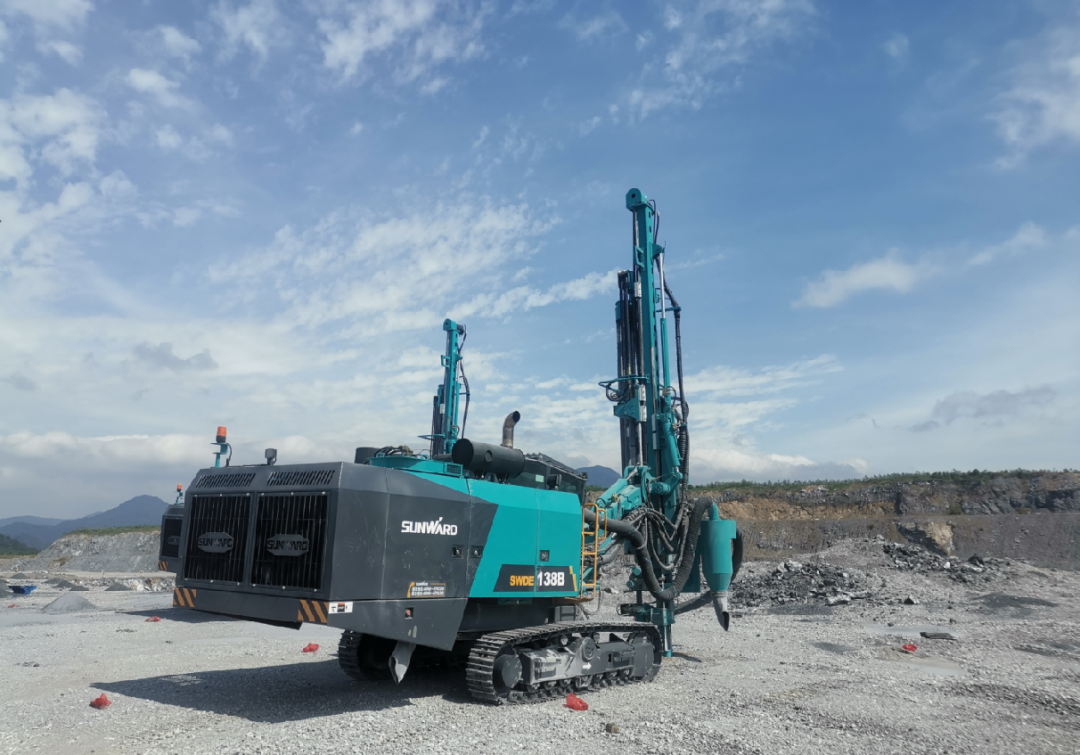 追加订单！9001cc金沙以诚为本智能一体化潜孔钻机助力海南华润水泥获好评