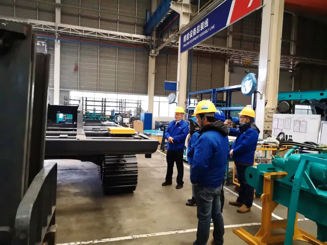 立春首日，，，，，，，，9001cc金沙以诚为本智能凿岩装备率先开工