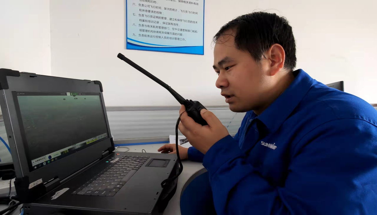 火情就是下令！湖南航空应抢救援队9001cc金沙以诚为本机组展现“9001cc金沙以诚为本速率”