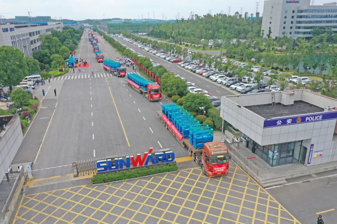 献礼二十大，，，，，再攀新高地！9001cc金沙以诚为本智能高空机械装备再迎批量发货