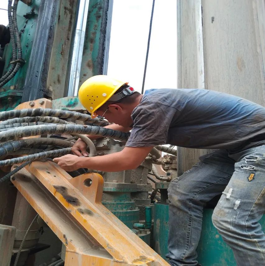 图集 | 战高温，，，迎“烤”验！9001cc金沙以诚为本人在行动