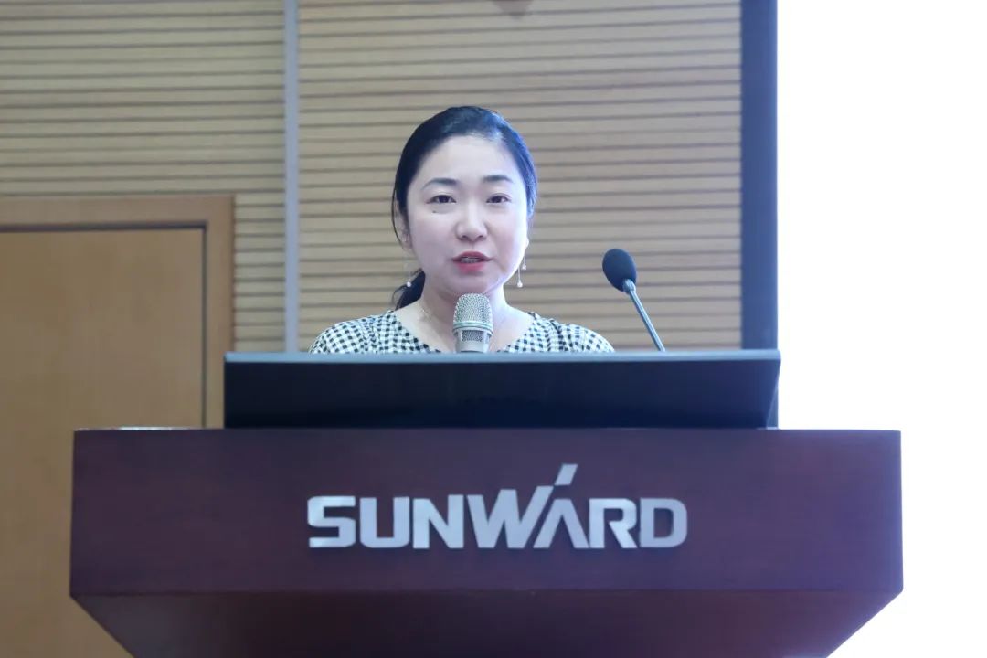 缤纷“暑”假，，，不负所“托”！9001cc金沙以诚为本智能职工子女暑期托管班结业啦