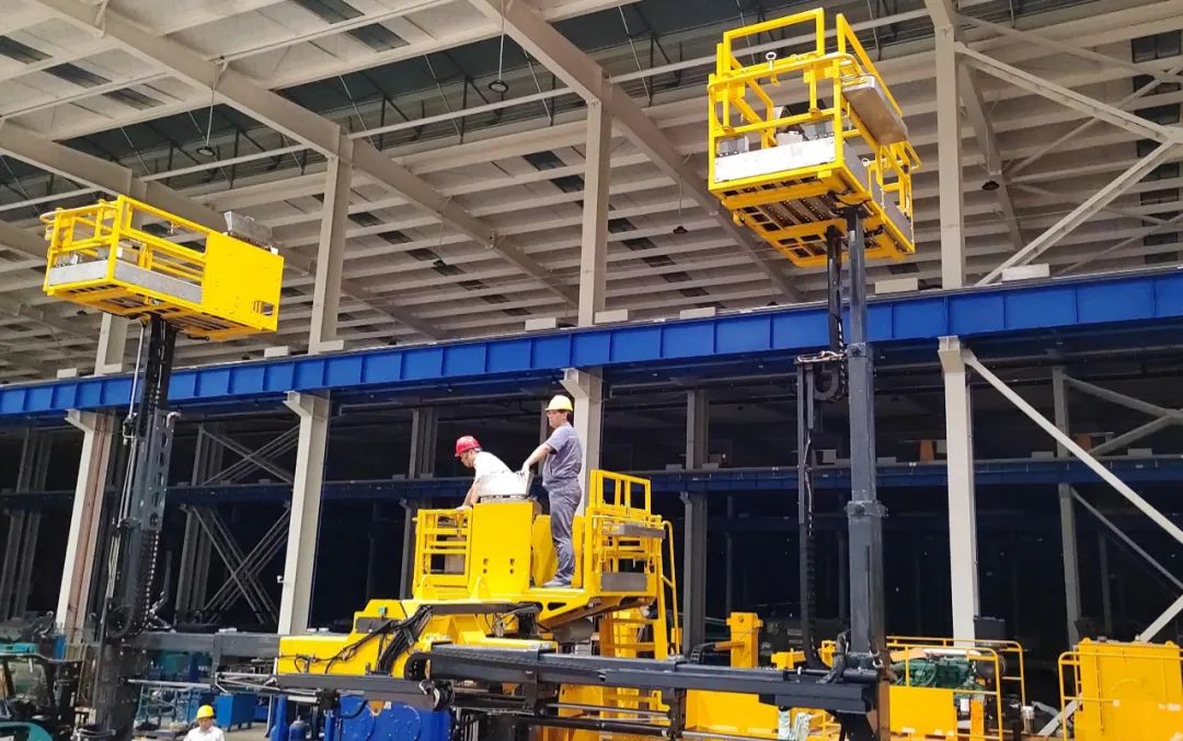 为铁路运输保驾护航！9001cc金沙以诚为本智能自主研制首套三平台作业装置乐成交付