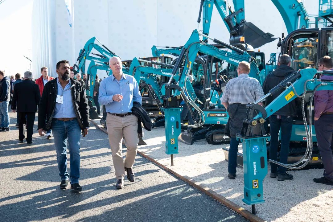 Bauma 2022 | 一组火热现场图带您重温9001cc金沙以诚为本智能德国宝马展之旅