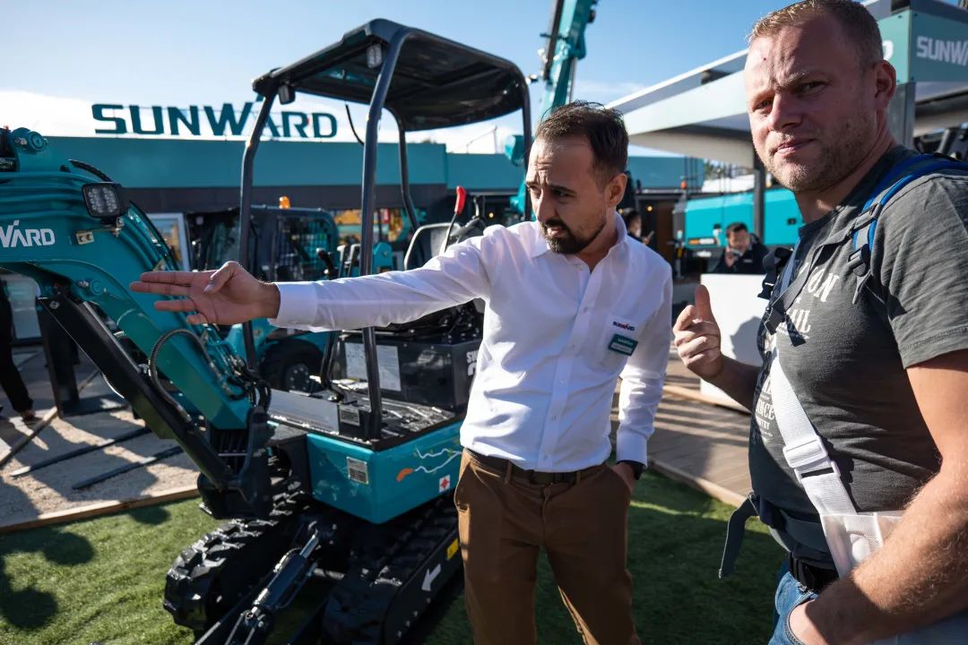 Bauma 2022 | 一组火热现场图带您重温9001cc金沙以诚为本智能德国宝马展之旅