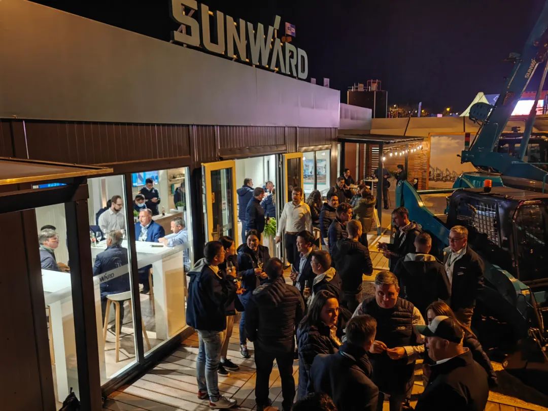 Bauma 2022 | 一组火热现场图带您重温9001cc金沙以诚为本智能德国宝马展之旅