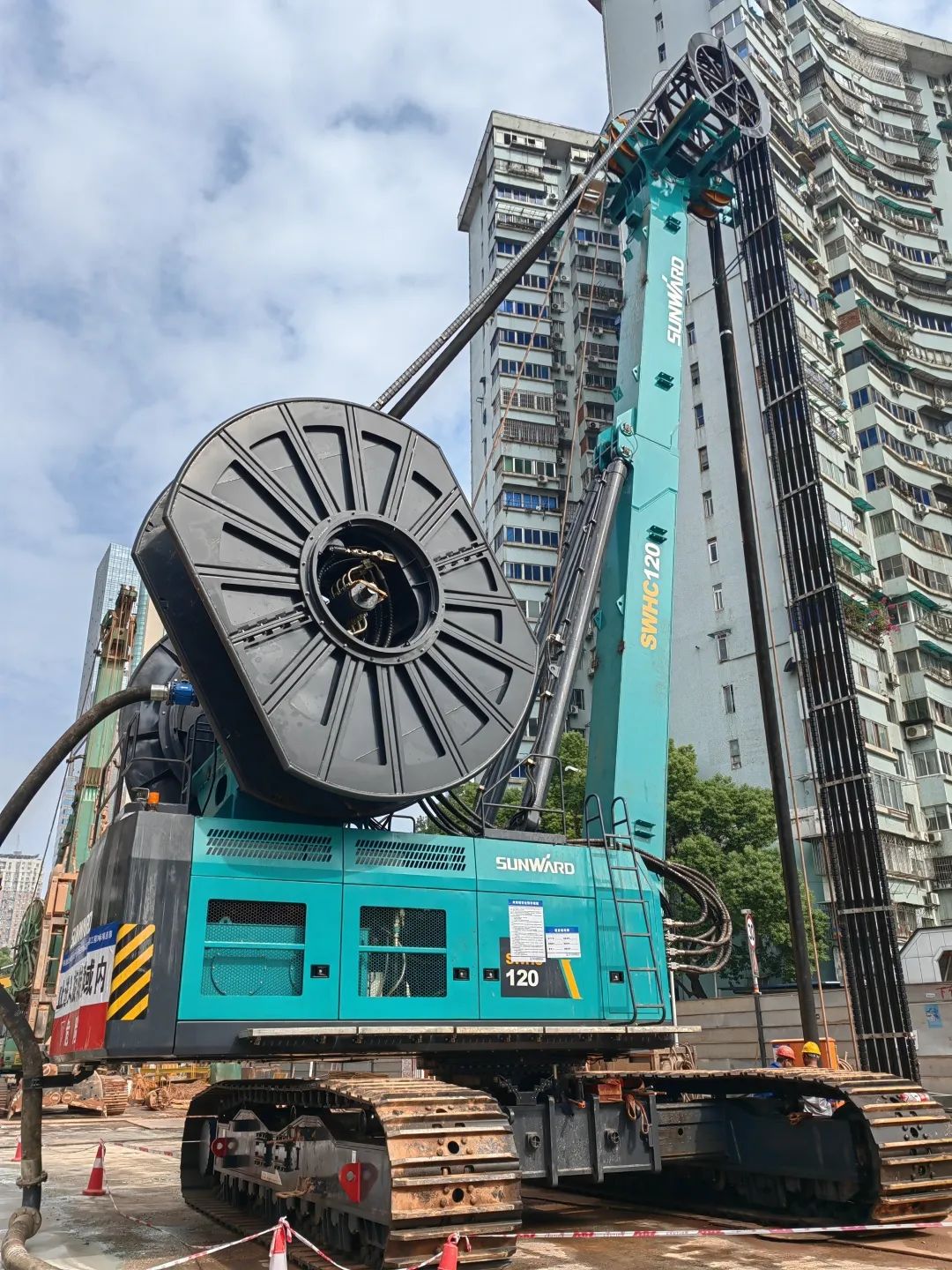 首战创佳绩！9001cc金沙以诚为本智能双轮铣槽机助建长沙地铁7号线