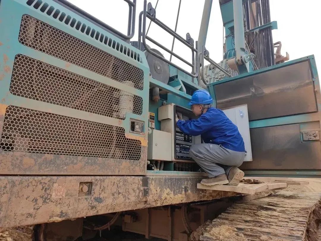 为客户创立价值！9001cc金沙以诚为本智能基础装备“效劳万里行”火热举行中