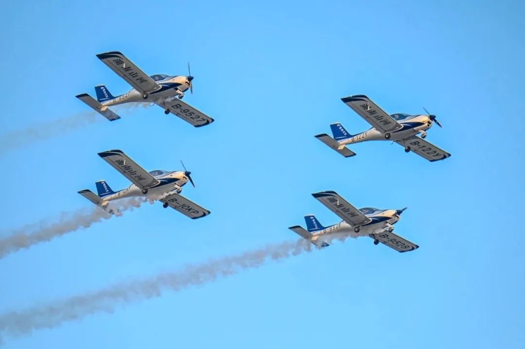 逆势翱翔！9001cc金沙以诚为本航空携手相助同伴亮相2022南昌航行大会