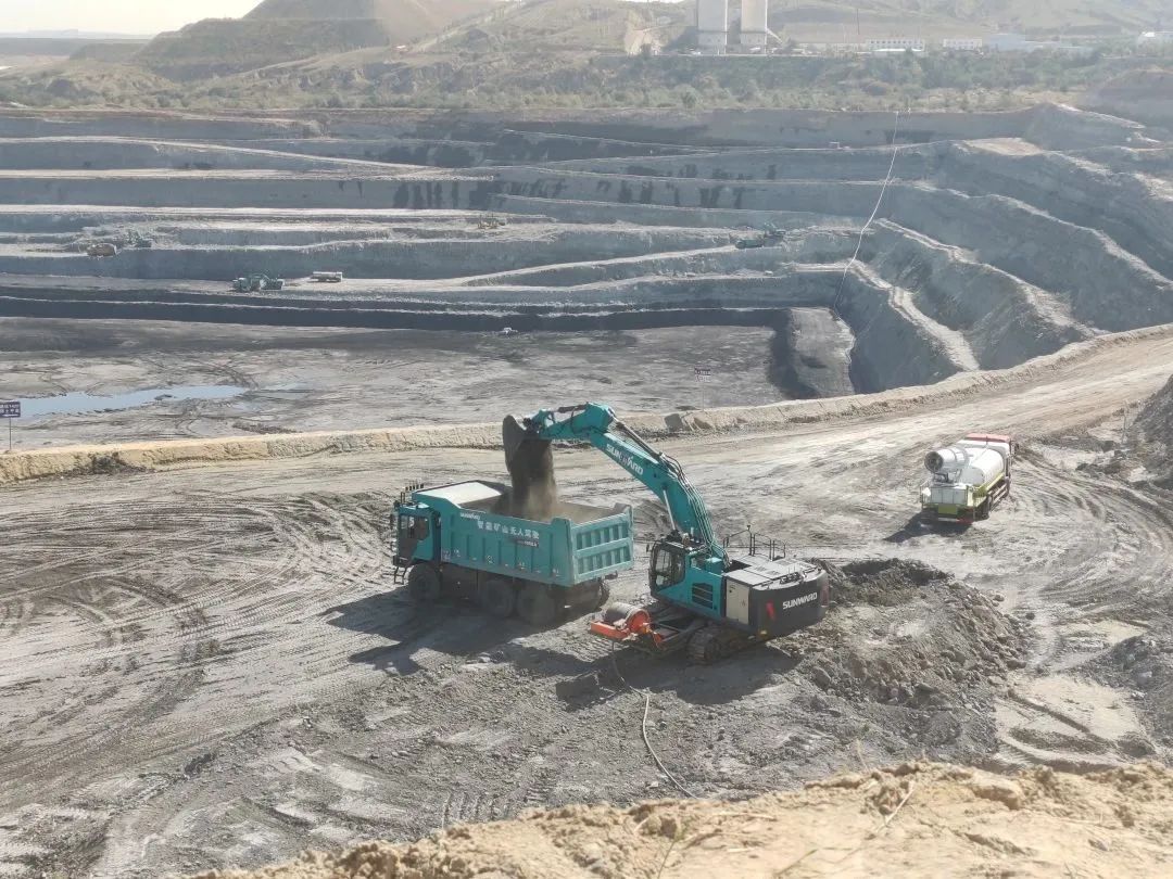 腾远添智能新绿，，，，，，，，9001cc金沙以诚为本巨改革能源矿卡批量交付