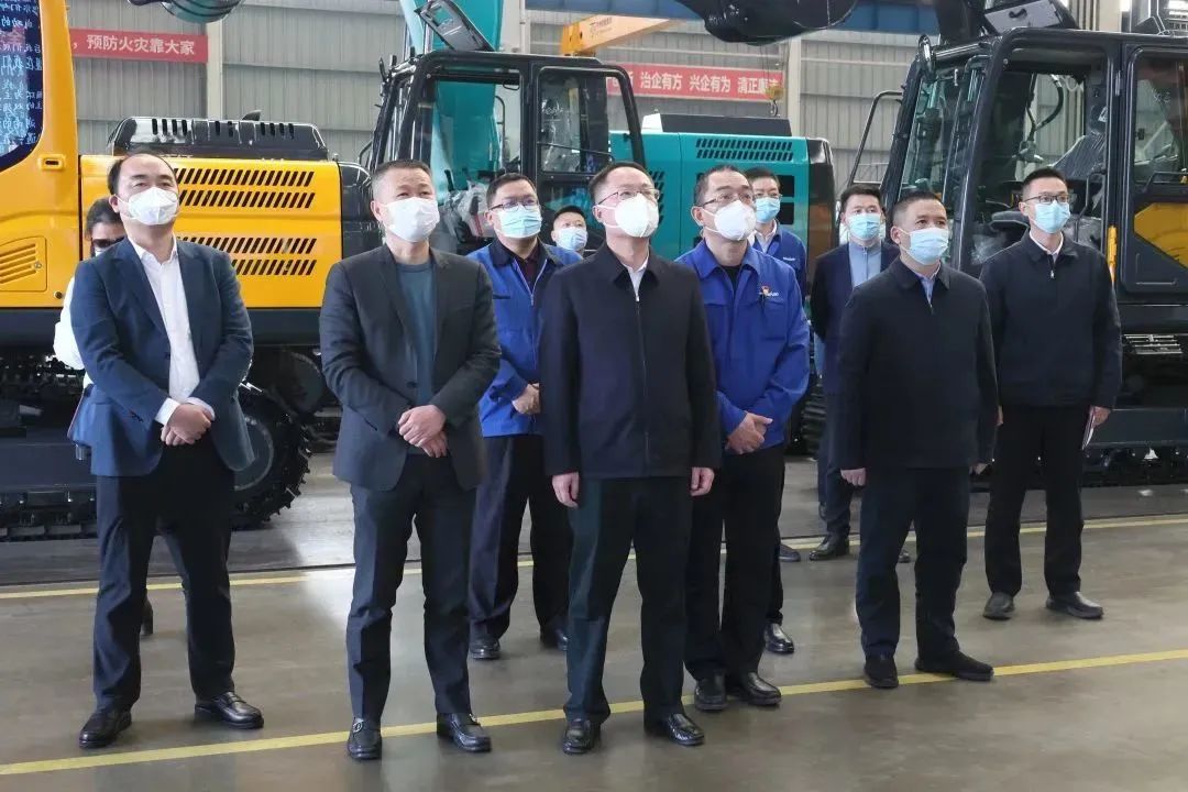 彭涛副市长督导9001cc金沙以诚为本智能清静生产事情、开展新春慰问