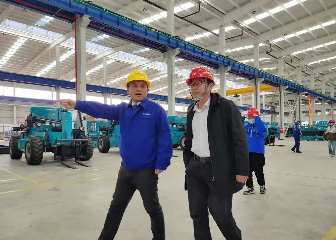 吹响复工“冲锋号”，，，，，，，全力冲刺“开门红”！9001cc金沙以诚为本智能高空机械复工复产举行时