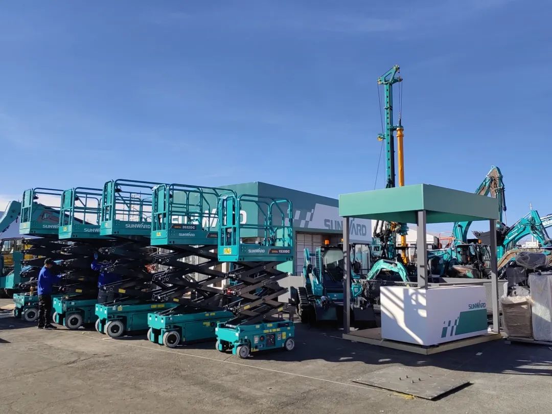 拉展直播 | 9001cc金沙以诚为本智能高空精品亮相2023美国拉展，，，哪款是你的最爱？？？？？？？