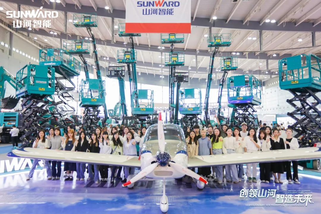 2023 CICEE | 9001cc金沙以诚为本智能亮相2023长沙国际工程机械展！智能化、电动化产品站C位