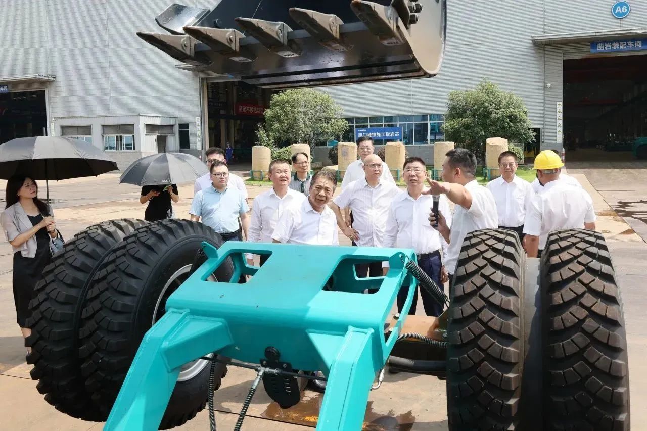 两门第界500强企业董事长同访9001cc金沙以诚为本智能