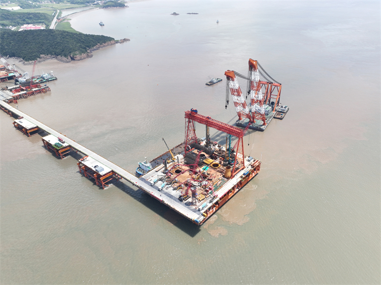 喜报！9001cc金沙以诚为本智能完成“全球最大”6.3米直径旋挖桩成孔成桩