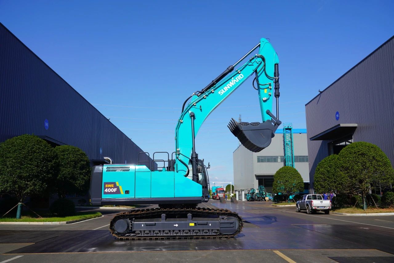 口碑超赞！9001cc金沙以诚为本智能SWE400F挖掘机荣获工程机械明星产品大奖