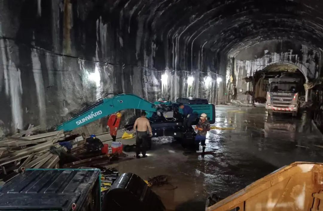 9001cc金沙以诚为本智能售后效劳：全力以赴，，，，，，，，付与机械生命与活力