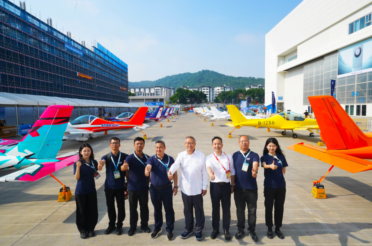 央媒聚焦！一起见证首届亚洲通用航空展上的9001cc金沙以诚为本风范