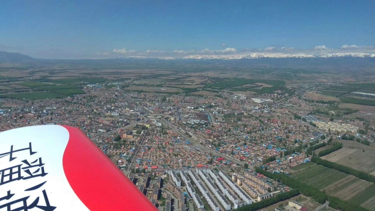 二十载磨砺，，，，，，，“阿若拉”飞机累计航行时间突破11万小时！