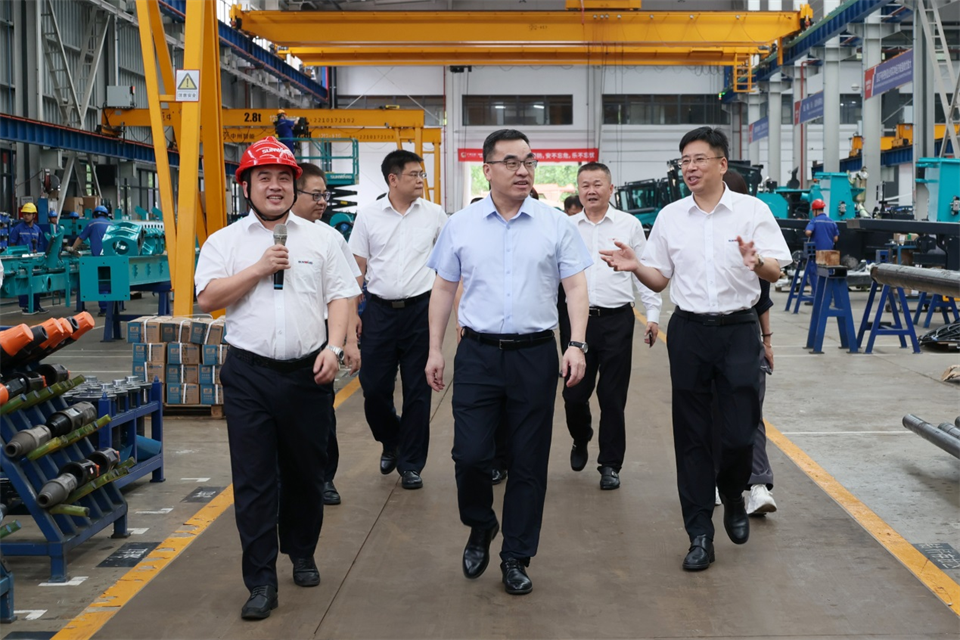 广州工控集团总司理王福铸调研9001cc金沙以诚为本智能生产谋划事情
