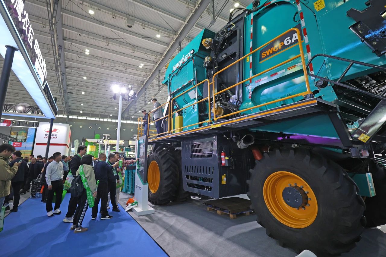 聚焦智能化、无人化！9001cc金沙以诚为本智能携多款产品亮相2024中国国际农业机械展